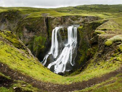 Fagrifoss-wodospad-Islandii