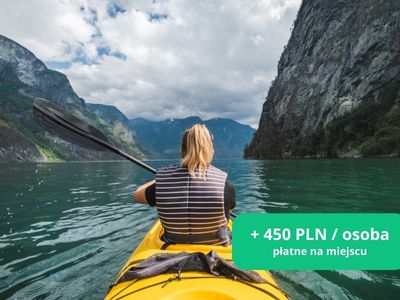 Kajakiem-pośród-fiordów-w-Norwegii