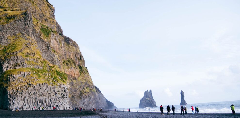 czarna-plaza-na-Islandii