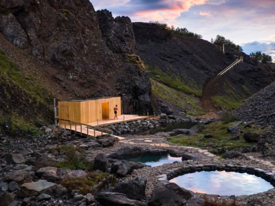 Húsafell-Canyon-Baths-Islandia